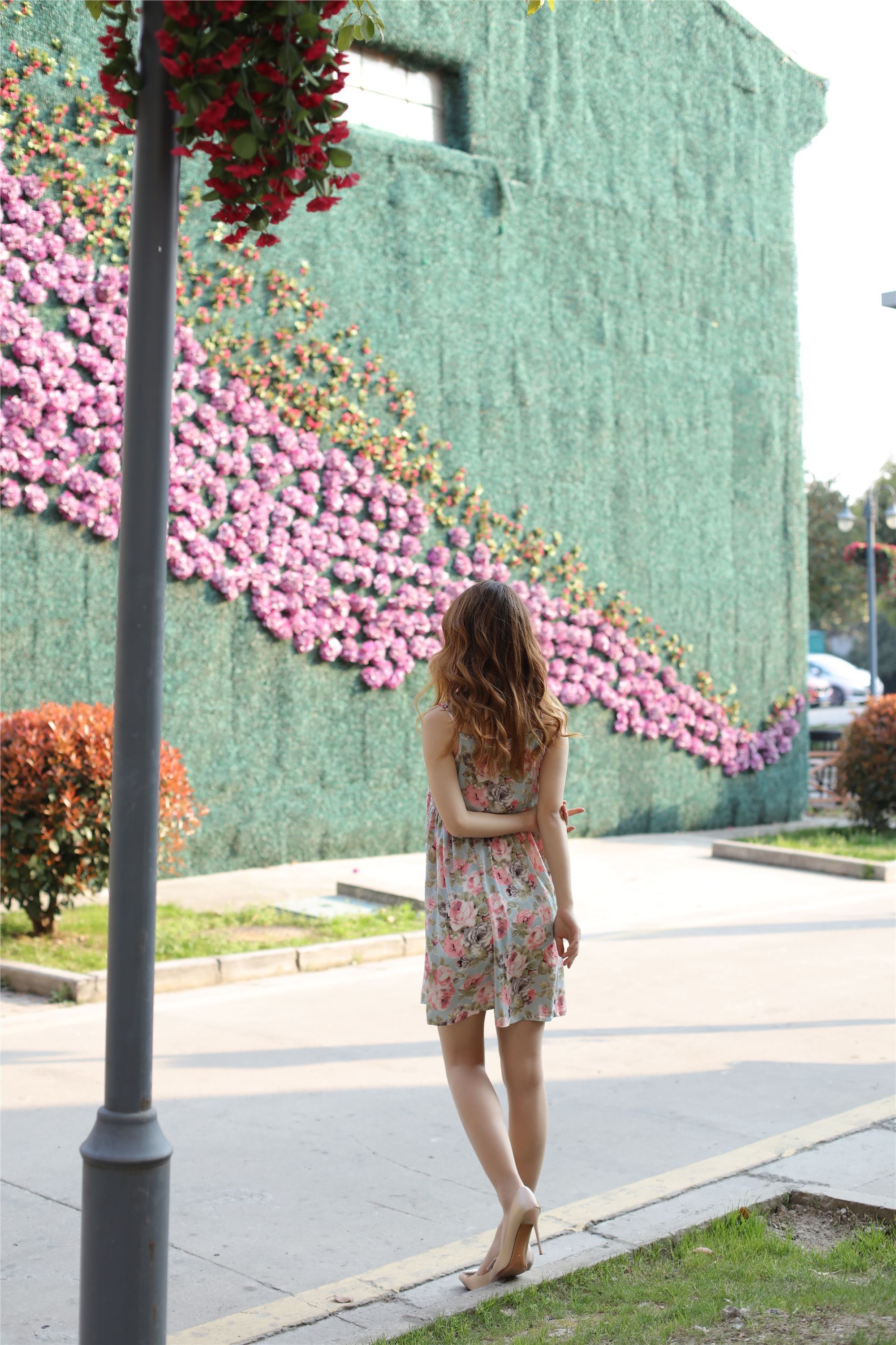 奈丝写真 NO.076 高高-花朵儿吊带裙